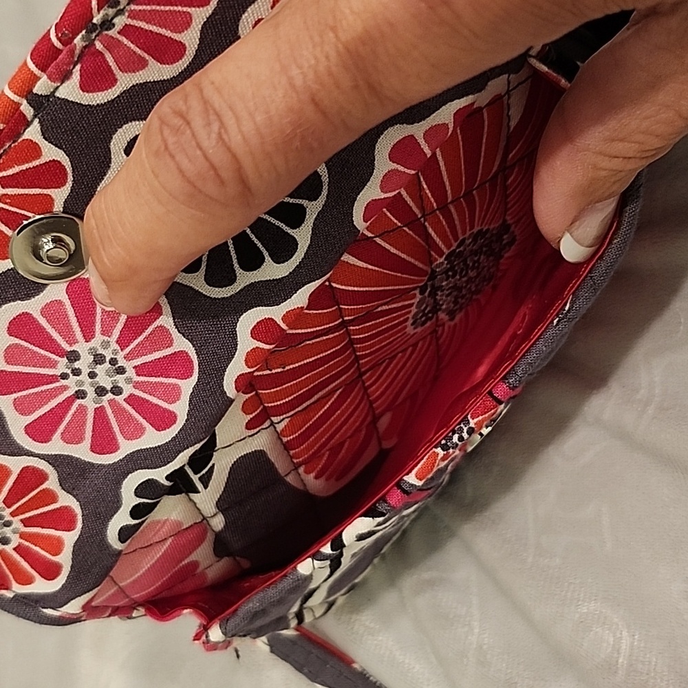 Vera Bradley Red and Black Floral Crossbody Bag - Picture 3 of 3